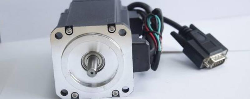 220单相电机正反转原理（详解单相电机正反转控制原理）