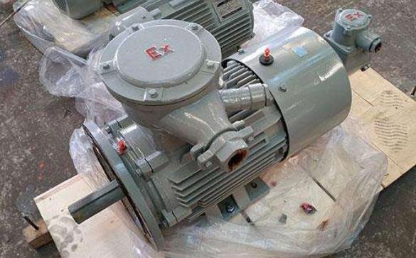 一台服驱动器控制两台伺服电机的方法和注意事项