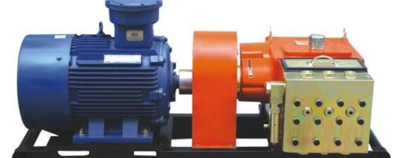 变器控制电机开关，实现电机的精准控制